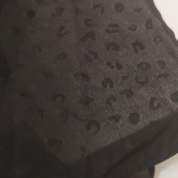 Volcom black long sleeve blouse - Picture 2 of 3